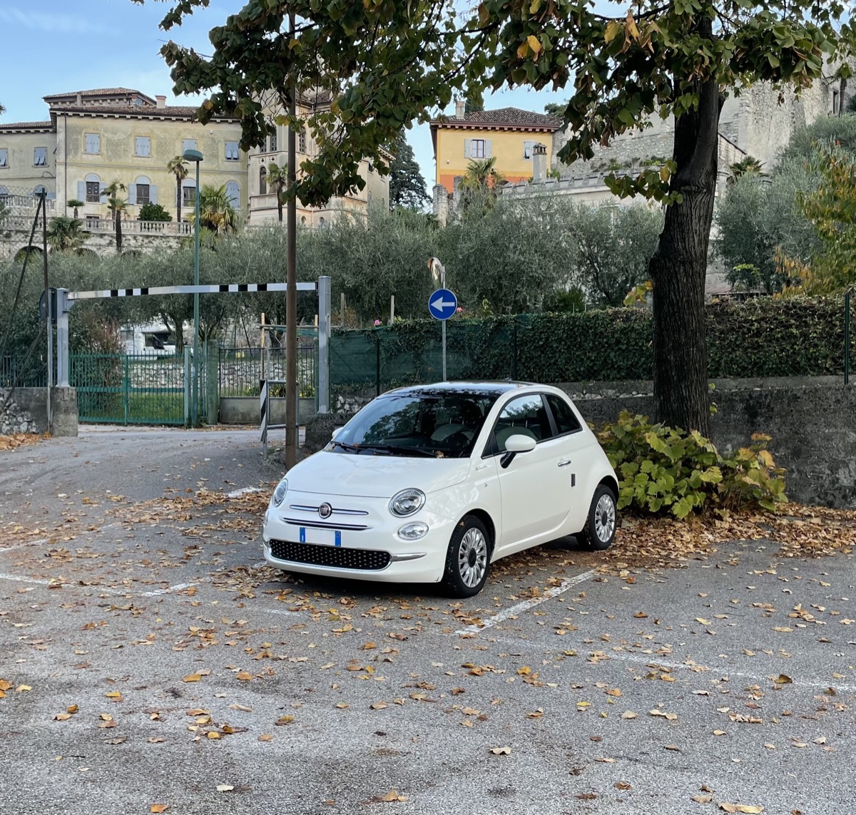Fiat 500 at Lago di Garda
